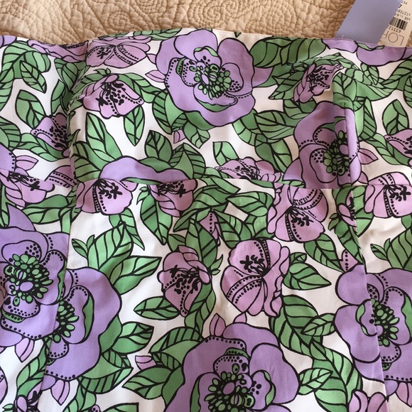 NWT Ann Taylor Loft Strapless Sleeveless Purple Flowers Lined Top 4 Petite 4 P - Picture 2 of 8